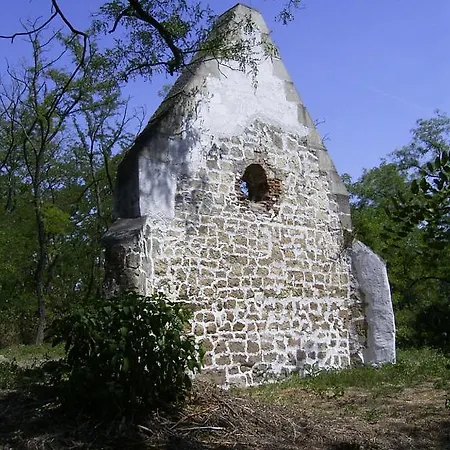 Sztrada Romantika Panzio Es Etterem