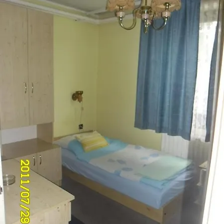 Motel Sztrada Romantika Panzio Es Etterem